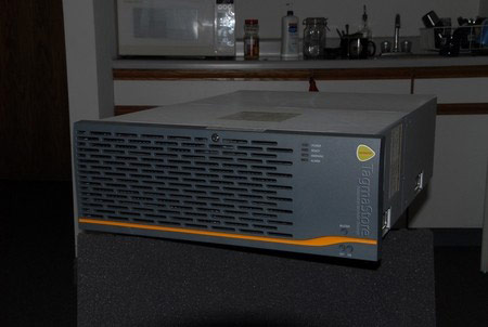 AMS 500-Dual Controller, cache, 4GB Fibre.-180